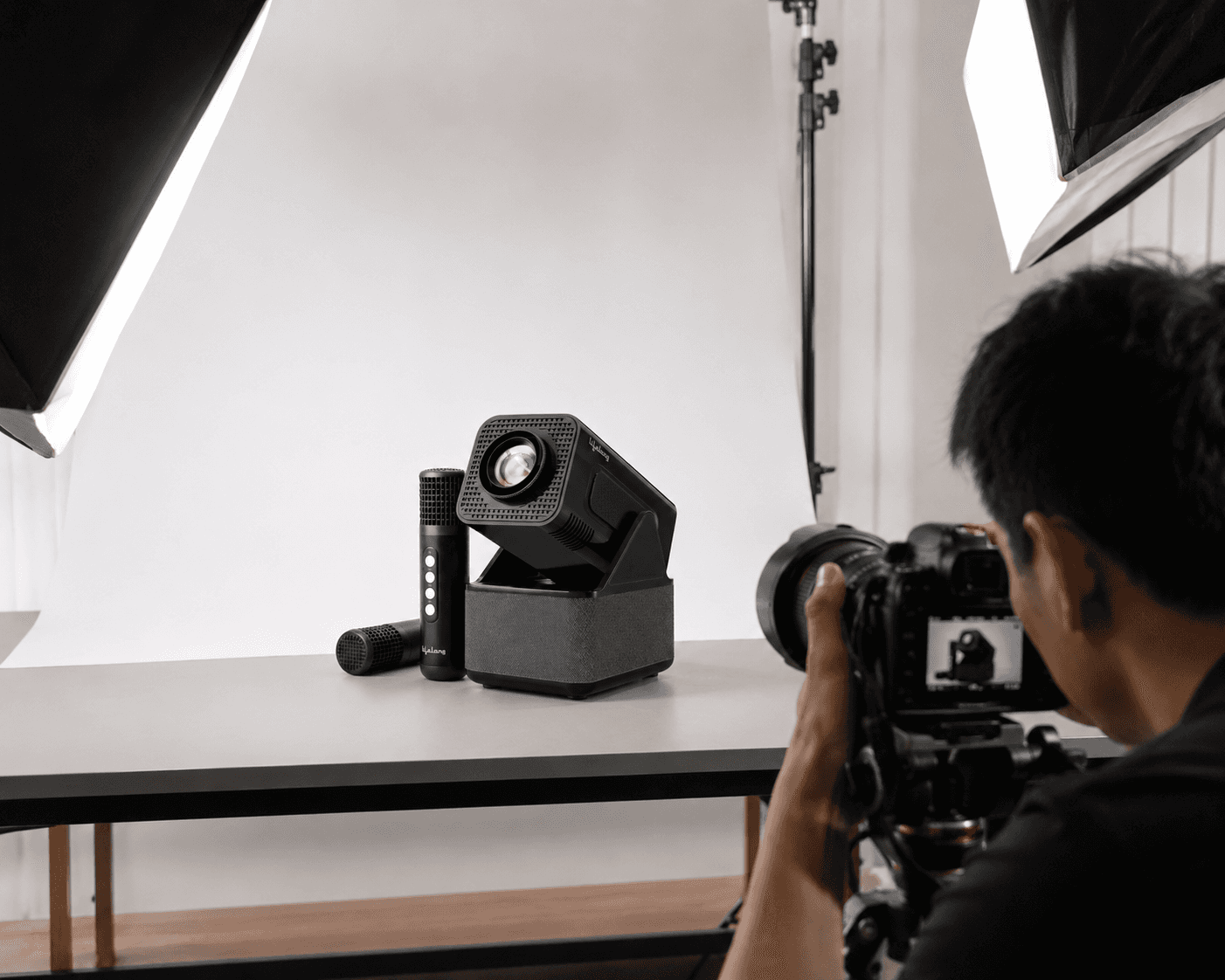 Photoshoot alternative for ecommerce studio versus CGI product render